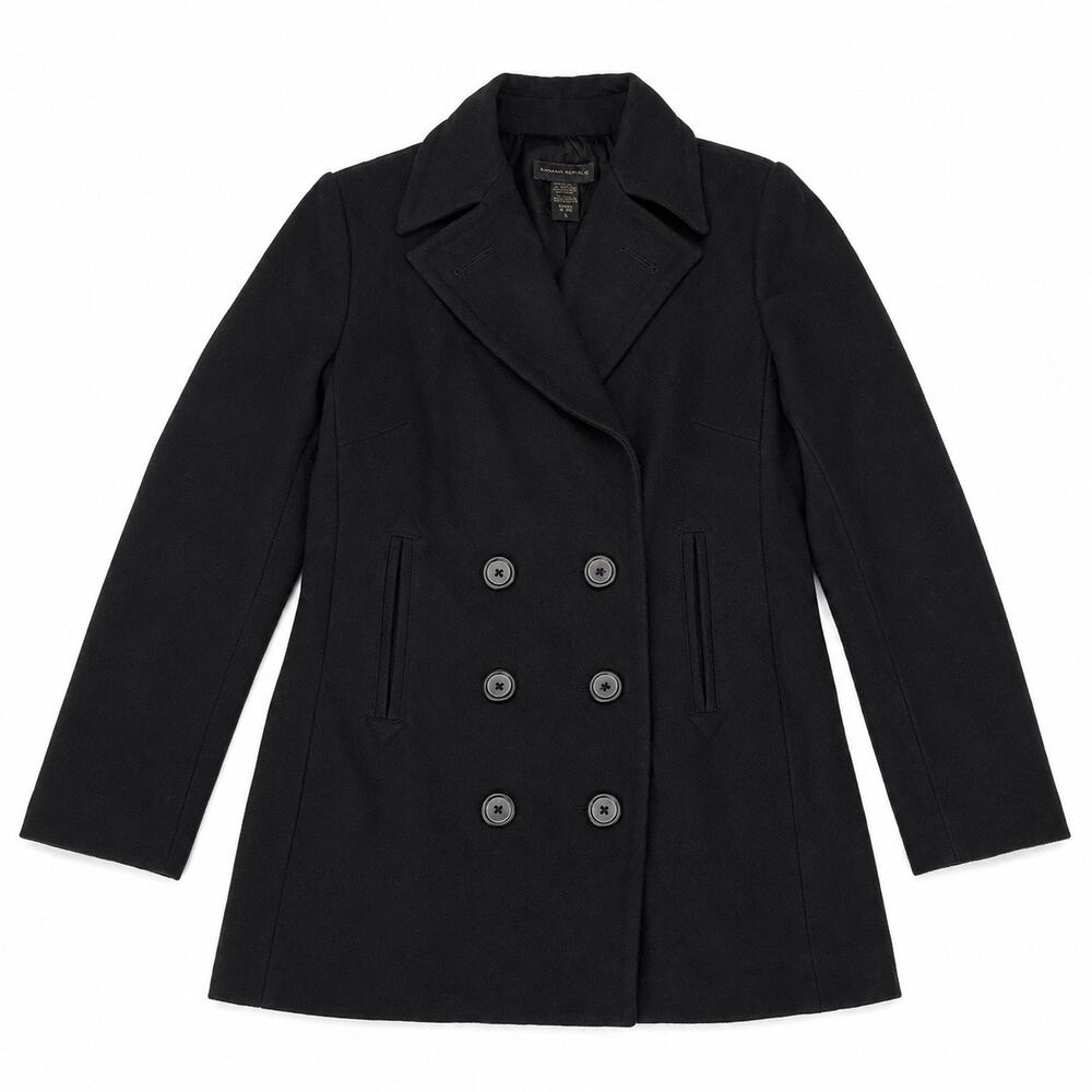 Banana Republic Wool Peacoat I’m Black. Shoulder pads women S